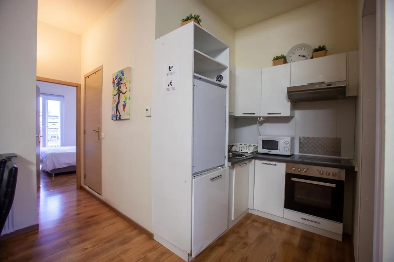 Atw Apartments Anversa 0*,
